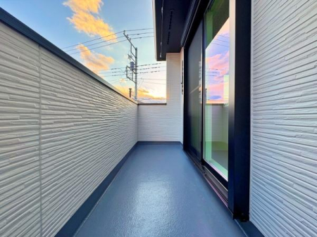 �_�ސ쌧��a�s��ъ�8���ڂ̐V�z��ˌ��Ẵo���R�j�[