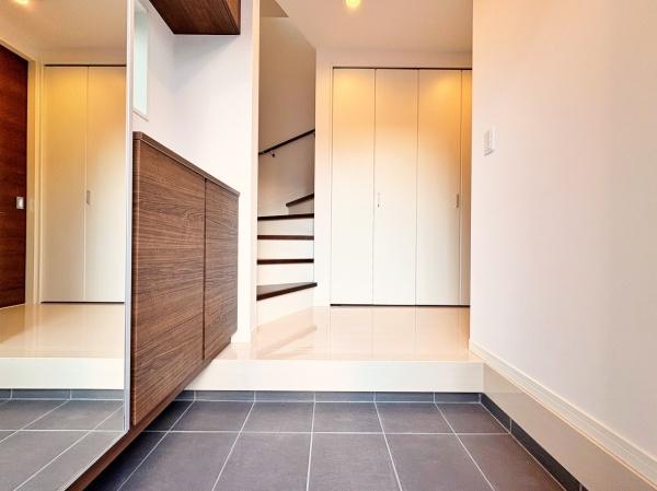 �_�ސ쌧��a�s��ъ�8���ڂ̐V�z��ˌ��Ă̌���