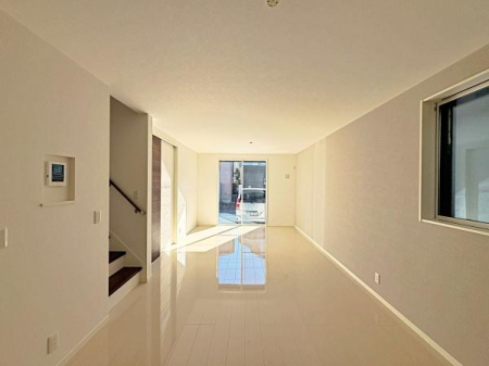 �_�ސ쌧��a�s��ъ�7���ڂ̐V�z��ˌ��Ẵ��r���O