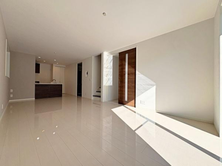 �_�ސ쌧��a�s��ъ�7���ڂ̐V�z��ˌ��Ẵ��r���O