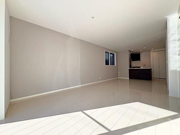 �_�ސ쌧��a�s��ъ�7���ڂ̐V�z��ˌ��Ẵ��r���O