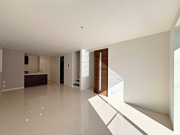 �_�ސ쌧��a�s��ъ�7���ڂ̐V�z��ˌ��Ẵ��r���O