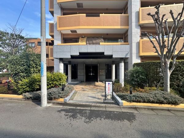 �_�ސ쌧���s������㏬�c��2���ڂ̒��Ã}���V�����̃G���g�����X