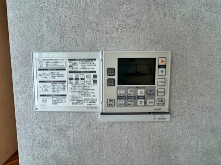 �_�ސ쌧���s������㏬�c��2���ڂ̒��Ã}���V�����̃G���g�����X