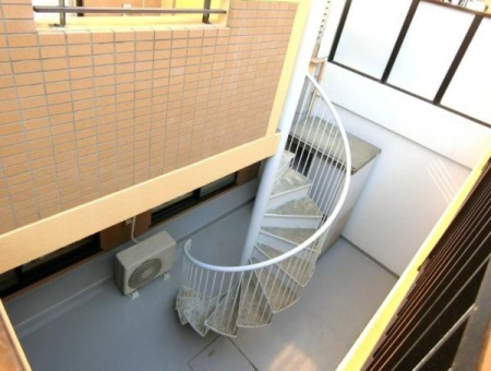 �_�ސ쌧���s������㏬�c��2���ڂ̒��Ã}���V�����̒�