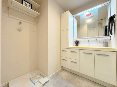 �_�ސ쌧���l�s�΋攒�R2���ڂ̒��Ã}���V�����̐��ʑ�E���ʏ�