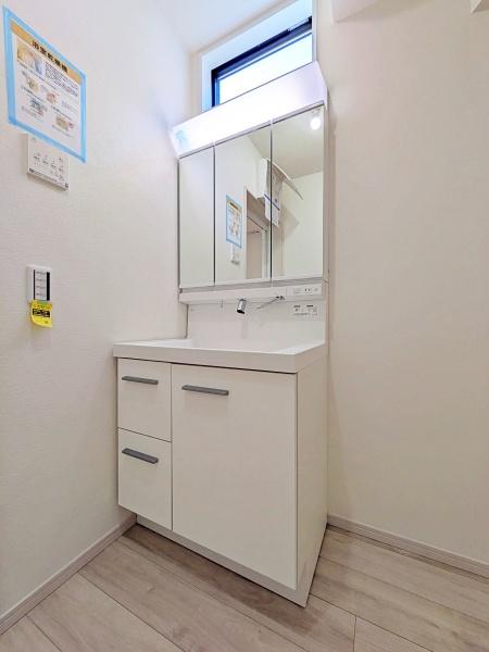 �_�ސ쌧���͌��s������x�m��2���ڂ̐V�z��ˌ��Ă̐��ʑ�E���ʏ�