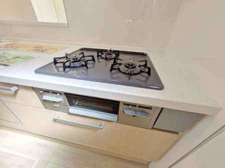 �_�ސ쌧���͌��s������x�m��2���ڂ̐V�z��ˌ��ẴL�b�`��