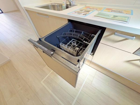 �_�ސ쌧���͌��s������x�m��2���ڂ̐V�z��ˌ��ẴL�b�`��