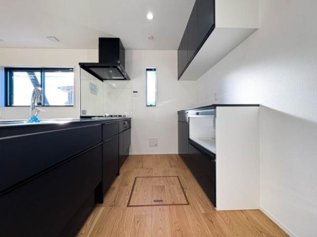 �_�ސ쌧���l�s�t���꒬�̐V�z��ˌ��ẴL�b�`��