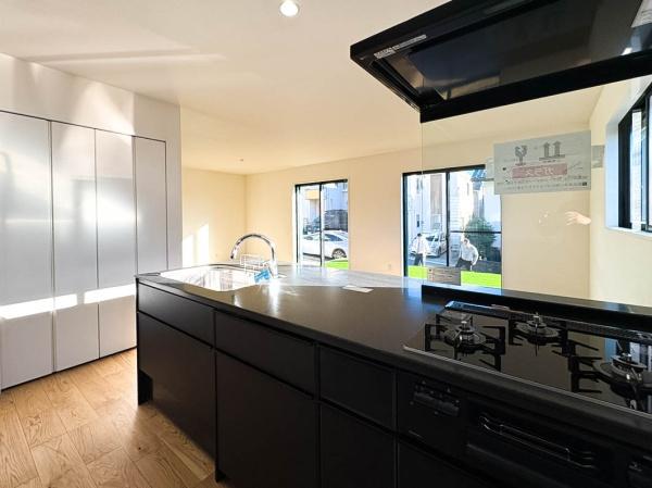 �_�ސ쌧���l�s�t���꒬�̐V�z��ˌ��ẴL�b�`��