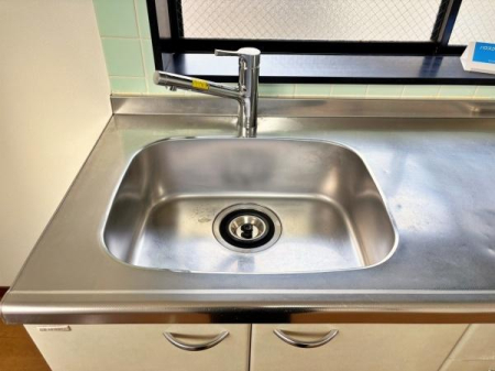 �_�ސ쌧���l�s�ߌ��擌��������̒��È�ˌ��ẴL�b�`��