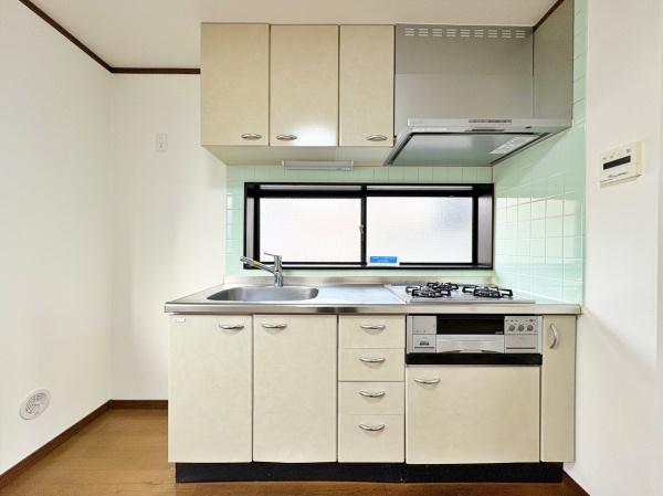 �_�ސ쌧���l�s�ߌ��擌��������̒��È�ˌ��ẴL�b�`��