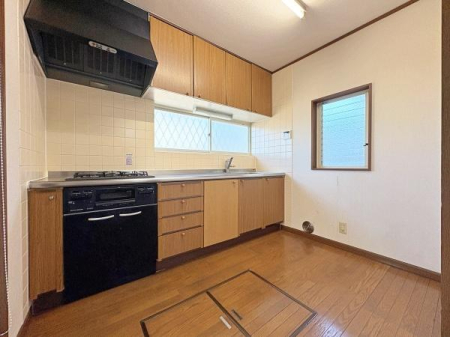 �_�ސ쌧���l�s�ߌ����̋{1���ڂ̒��È�ˌ��ẴL�b�`��