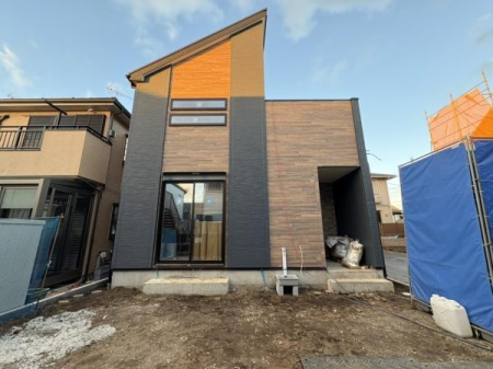 �_�ސ쌧���l�s���J��{��4���ڂ̐V�z��ˌ��Ă̌��n�O�ώʐ^