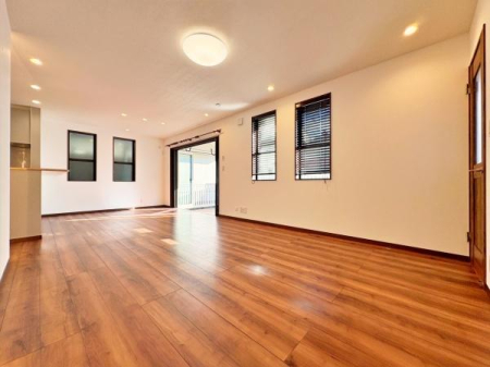 �_�ސ쌧���l�s���J�戢�v�a��4���ڂ̒��È�ˌ��Ẵ��r���O