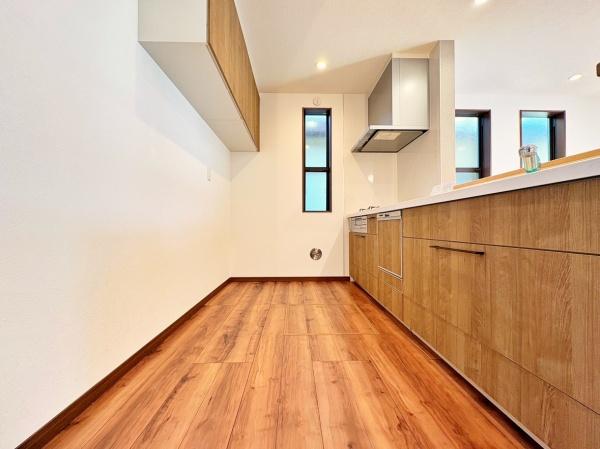 �_�ސ쌧���l�s���J�戢�v�a��4���ڂ̒��È�ˌ��ẴL�b�`��