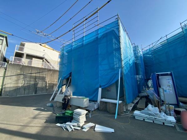 �_�ސ쌧��a�s���c�̐V�z��ˌ��Ă̑O�ʓ��H�܂ތ��n�ʐ^