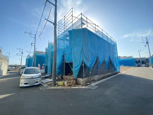 �_�ސ쌧��a�s���c�̐V�z��ˌ��Ă̑O�ʓ��H�܂ތ��n�ʐ^