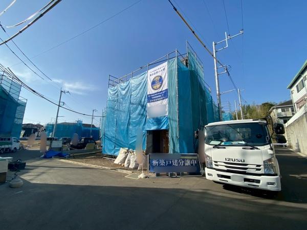 �_�ސ쌧��a�s���c�̐V�z��ˌ��Ă̑O�ʓ��H�܂ތ��n�ʐ^