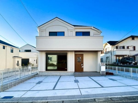 �_�ސ쌧���l�s����㔒�����̐V�z��ˌ��Ă̑O�ʓ��H�܂ތ��n�ʐ^