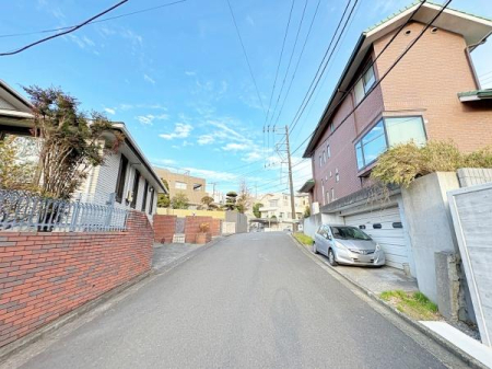 �_�ސ쌧���l�s�t��������u2���ڂ̓y�n�̑O�ʓ��H�܂ތ��n�ʐ^