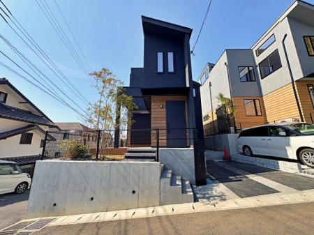 �_�ސ쌧���s�����扤�T����5���ڂ̐V�z��ˌ��Ă̌��n�O�ώʐ^