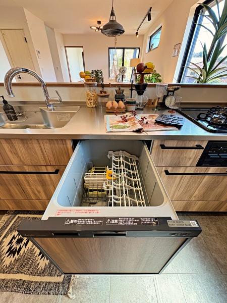 �_�ސ쌧���s�����扤�T����5���ڂ̐V�z��ˌ��ẴL�b�`��