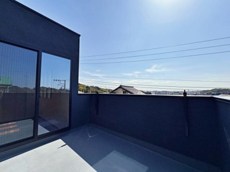 �_�ސ쌧���s�����扤�T����5���ڂ̐V�z��ˌ��Ẵo���R�j�[