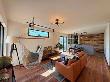 �_�ސ쌧���s�����扤�T����5���ڂ̐V�z��ˌ��Ẵ��r���O