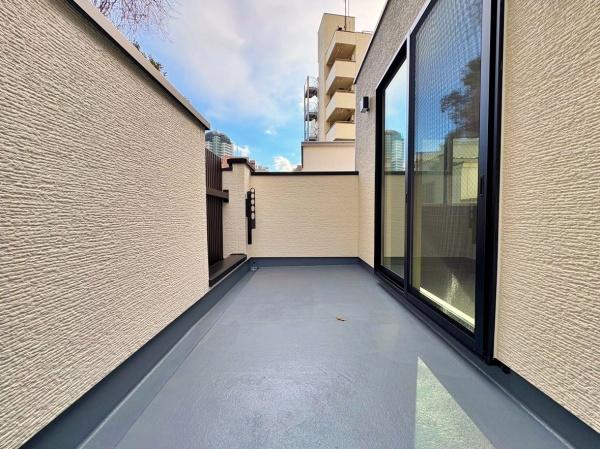 �_�ސ쌧���l�s�_�ސ��ؒ��̐V�z��ˌ��Ẵo���R�j�[