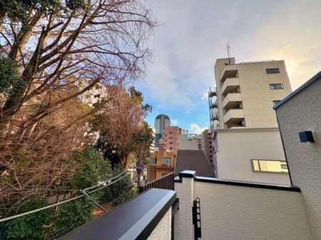 �_�ސ쌧���l�s�_�ސ��ؒ��̐V�z��ˌ��Ă̏Z�˂���̒��]�ʐ^