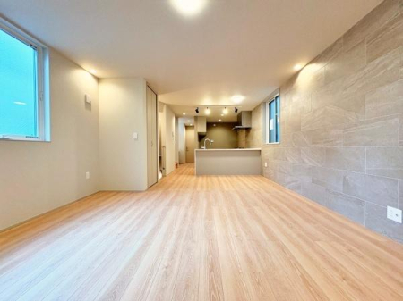 �_�ސ쌧���l�s�_�ސ��ؒ��̐V�z��ˌ��Ẵ��r���O