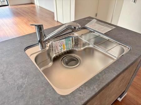 �_�ސ쌧���l�s����{�h���̐V�z��ˌ��ẴL�b�`��