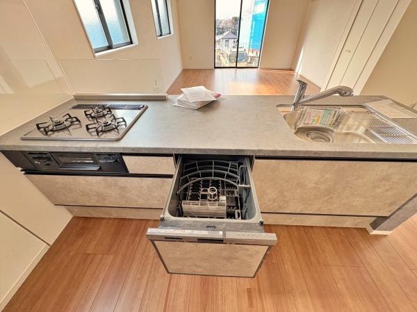 �_�ސ쌧���l�s����{�h���̐V�z��ˌ��ẴL�b�`��