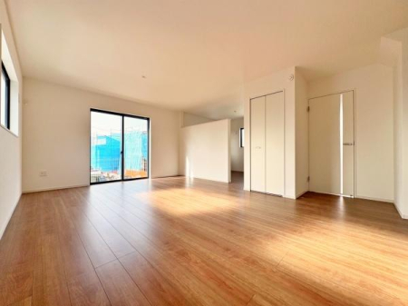 �_�ސ쌧���l�s����{�h���̐V�z��ˌ��Ẵ��r���O