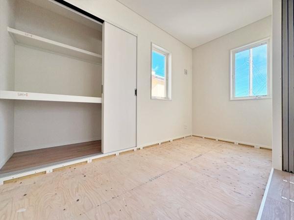 �_�ސ쌧���l�s���J��܊іڒ��̐V�z��ˌ��Ă̘a��