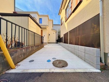 �_�ސ쌧���l�s���J��܊іڒ��̐V�z��ˌ��Ă̒��ԏ�