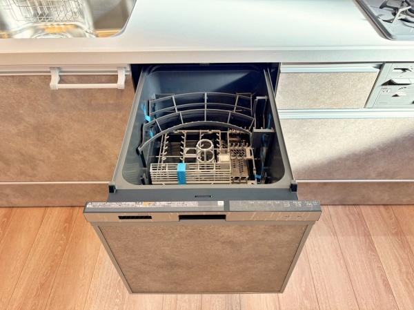 �_�ސ쌧���l�s���J��܊іڒ��̐V�z��ˌ��ẴL�b�`��