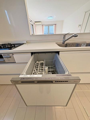 �_�ސ쌧���l�s�h�揬���P�J3���ڂ̒��È�ˌ��ẴL�b�`��