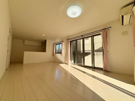 �_�ސ쌧���l�s�h�揬���P�J3���ڂ̒��È�ˌ��Ẵ��r���O