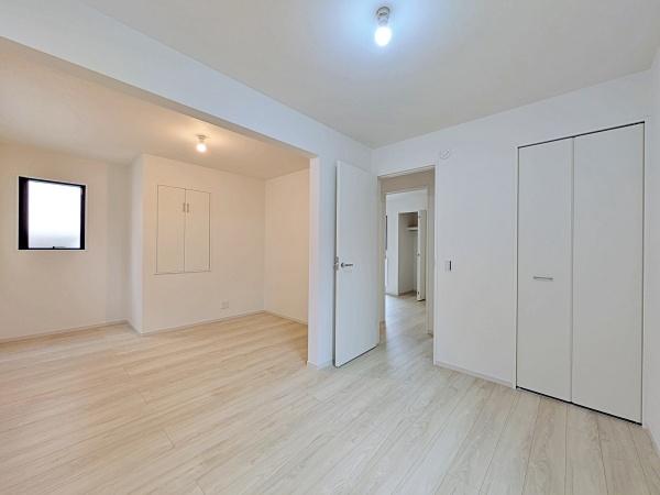 �_�ސ쌧���͌��s���L���̐V�z��ˌ��Ă̗m��