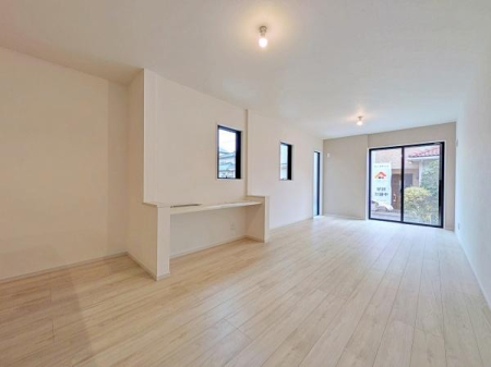 �_�ސ쌧���͌��s���L���̐V�z��ˌ��Ẵ��r���O