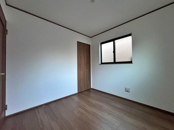 �_�ސ쌧���s�{�O�����1���ڂ̐V�z��ˌ��Ẵ��r���O�ȊO�̋���