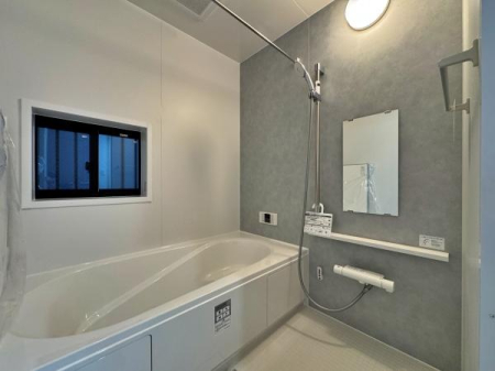 �_�ސ쌧���s�{�O�����1���ڂ̐V�z��ˌ��Ă̗���