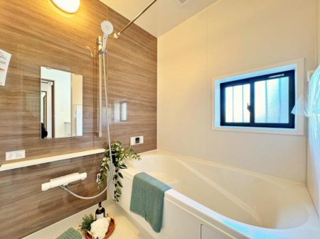 �_�ސ쌧���l�s���撆��2���ڂ̐V�z��ˌ��Ă̗���