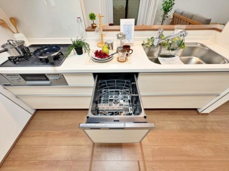 �_�ސ쌧���l�s���撆��2���ڂ̐V�z��ˌ��ẴL�b�`��