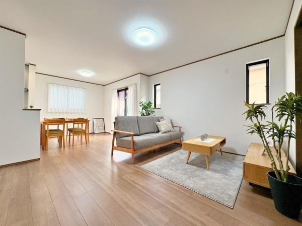 �_�ސ쌧���l�s���撆��2���ڂ̐V�z��ˌ��Ẵ��r���O