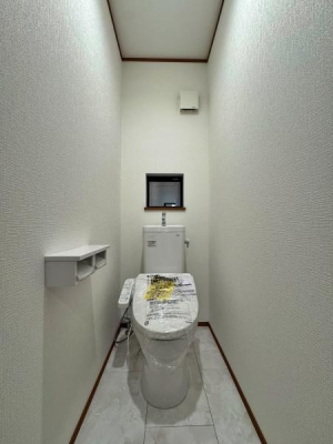 �_�ސ쌧���s�{�O�����1���ڂ̐V�z��ˌ��Ẵg�C��