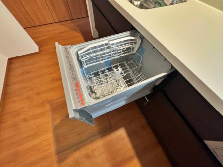 �_�ސ쌧���s�{�O�����1���ڂ̐V�z��ˌ��ẴL�b�`��